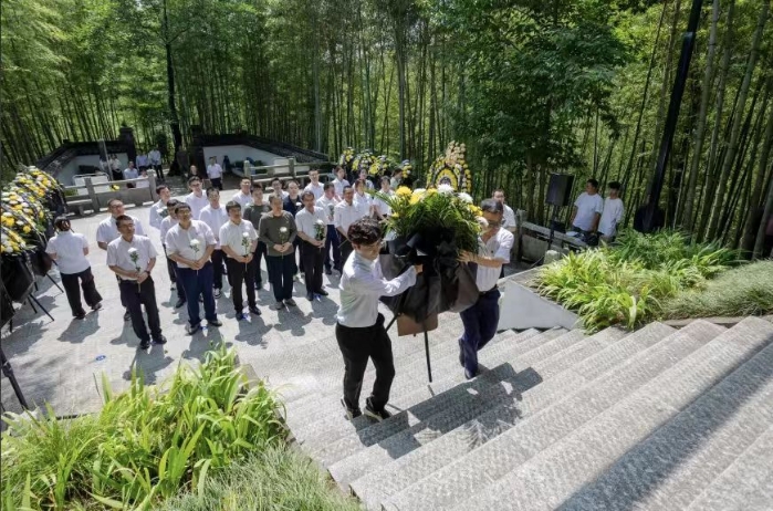 英烈1